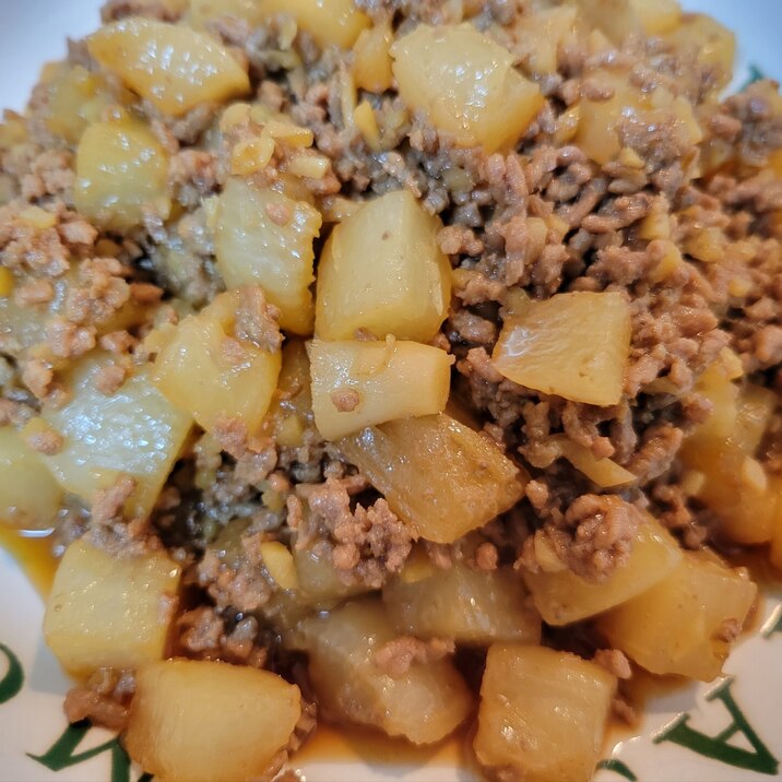 ご飯が進む♪大根とひき肉の甘辛煮♪